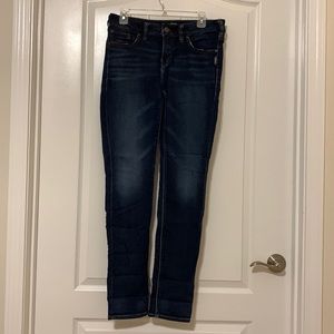 Silver Jean co—Joga Jeans!